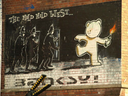 "Problembär"<br> (Banksy-Graffiti in Bristol, April 2011)